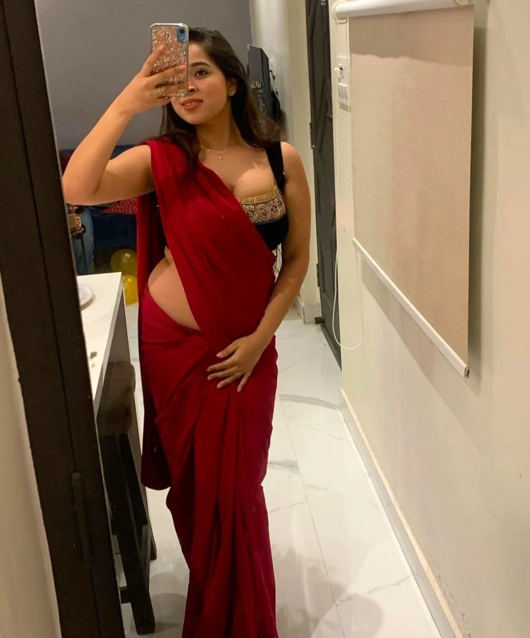 Riya Patal – Indian escort in Bangalore — 2 / 4
