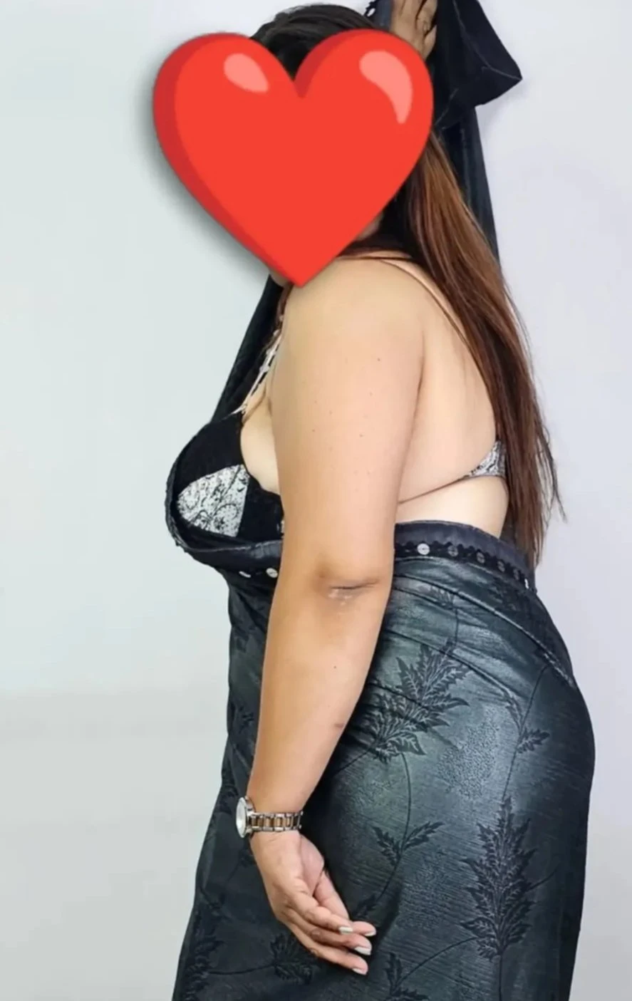 Bhabhi cam... – Indian escort in Ahmedabad — 1 / 3