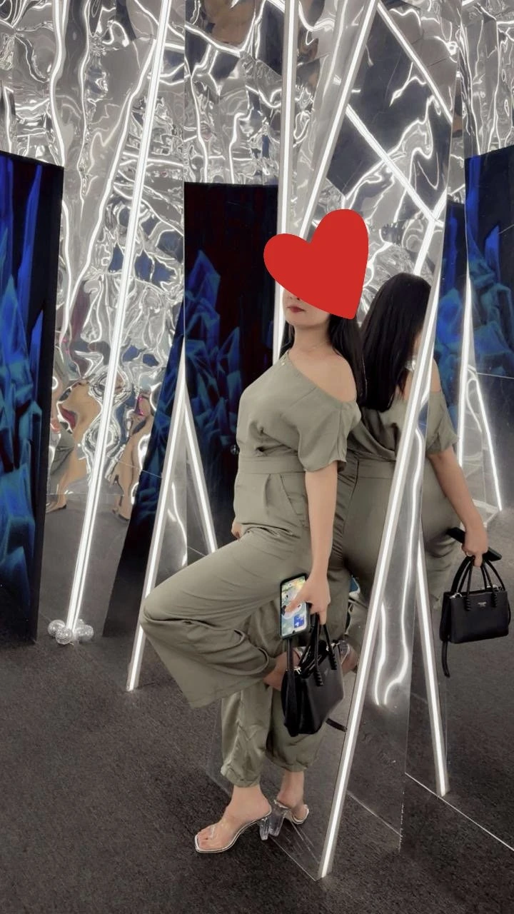 Palak Sharma – Indian escort in Gurgaon — 3 / 5