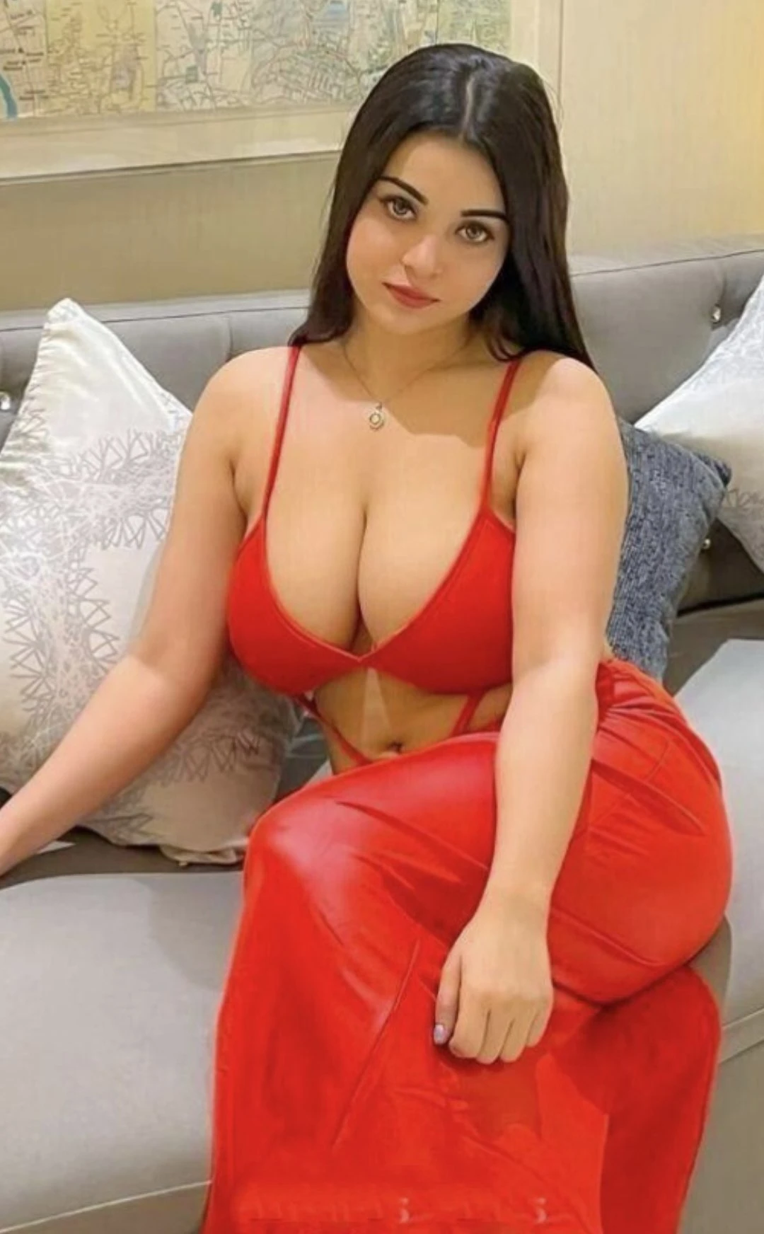 Nitu – Indian escort in Ahmedabad — 1 / 3