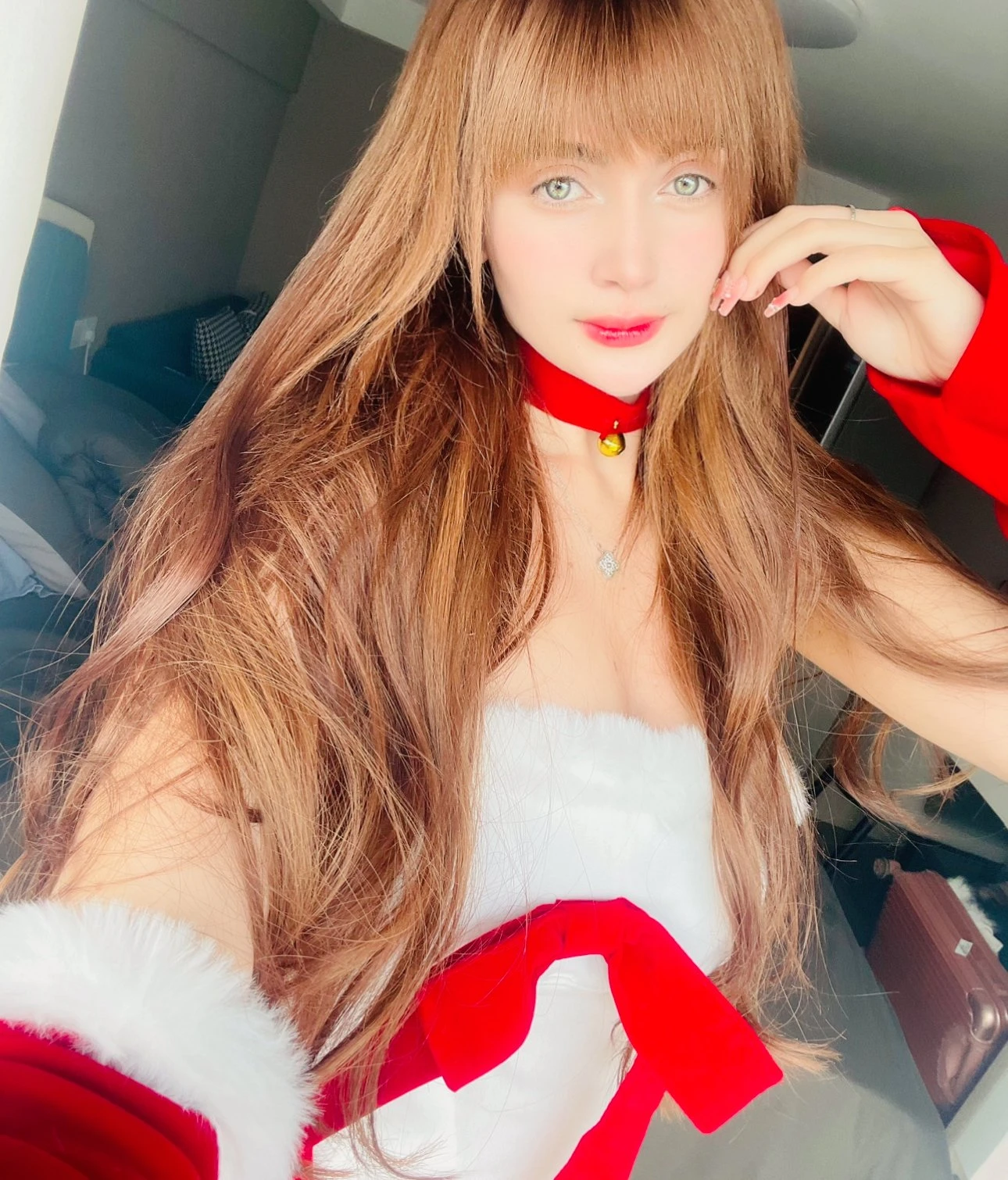 Mia- German mixed blood – German escort in Hong Kong — 2 / 8