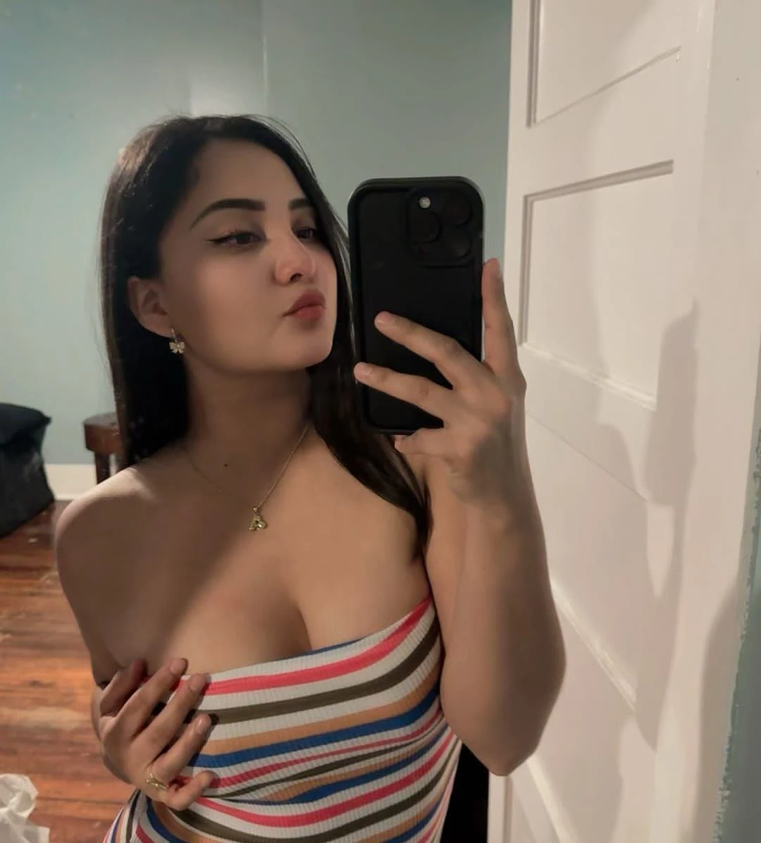 Nancy – Indian escort in Chennai — 3 / 5