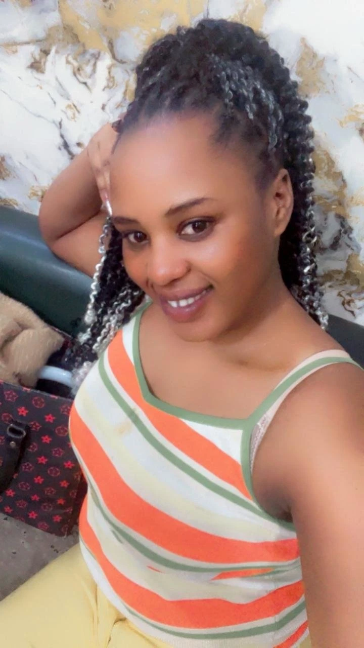 African Anabel +91//708523//0620 – escort in Gurgaon — 4 / 6
