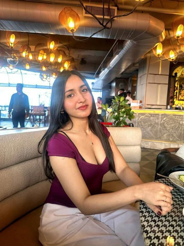 Himani Joshi – Indian escort in Bangalore, Escort, Banga