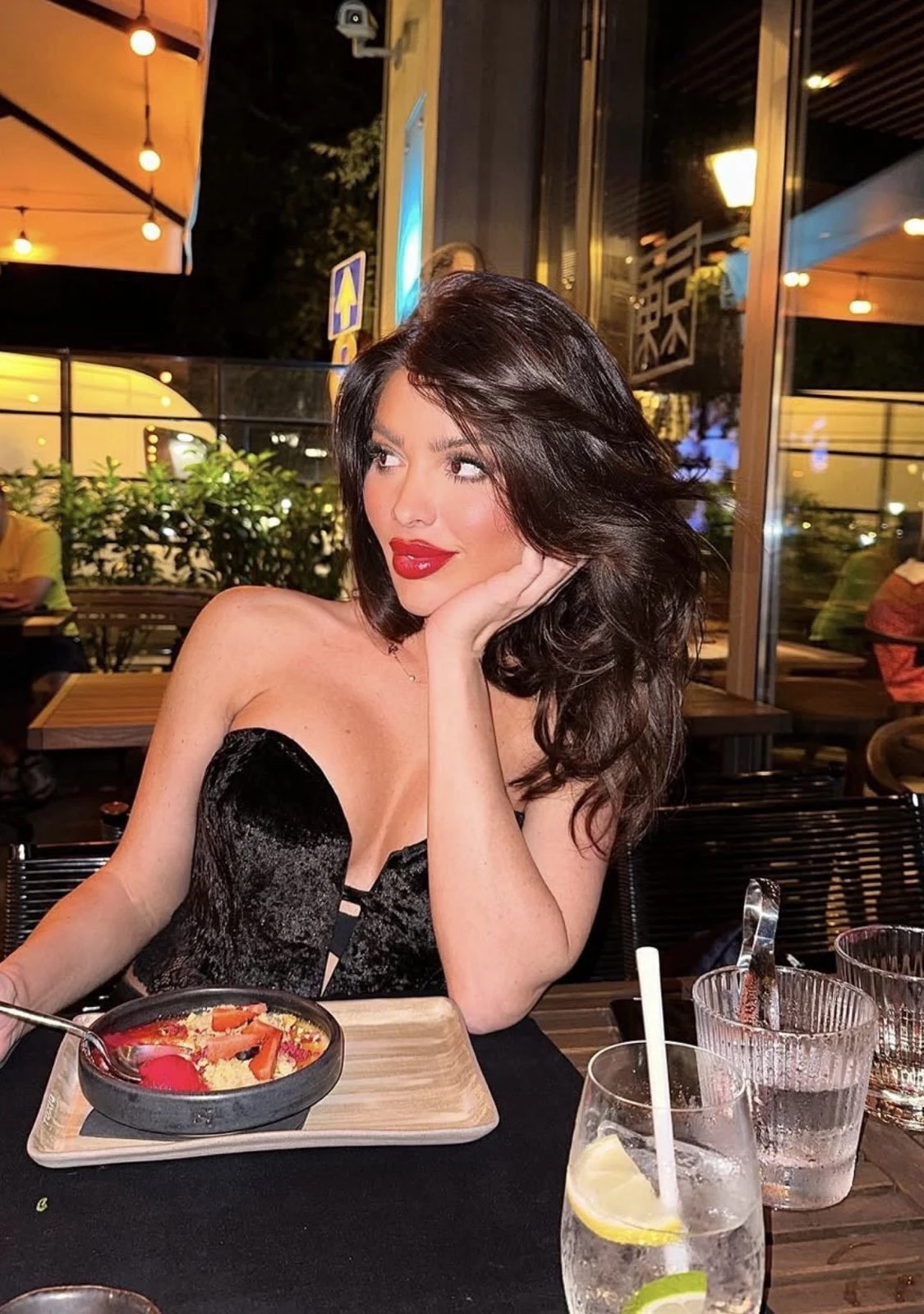 EUROPEAN Model Vvivienne TOURING IN HK – escort in Hong Kong — 7 / 15