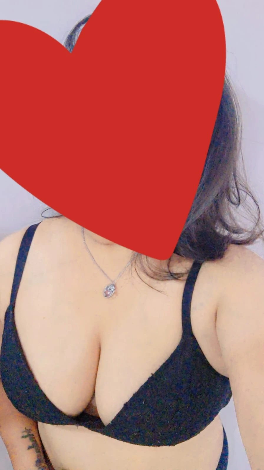Neha – Indian escort in Bangalore — 4 / 5