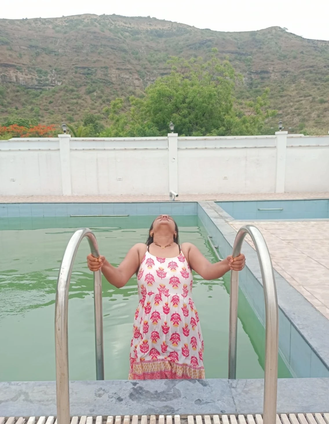 Nisha Jha – Indian escort in Aurangabad — 2 / 4