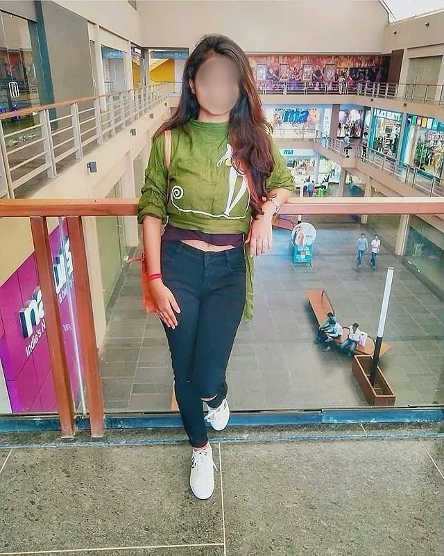 Sonam – Indian escort in Bangalore — 2 / 3
