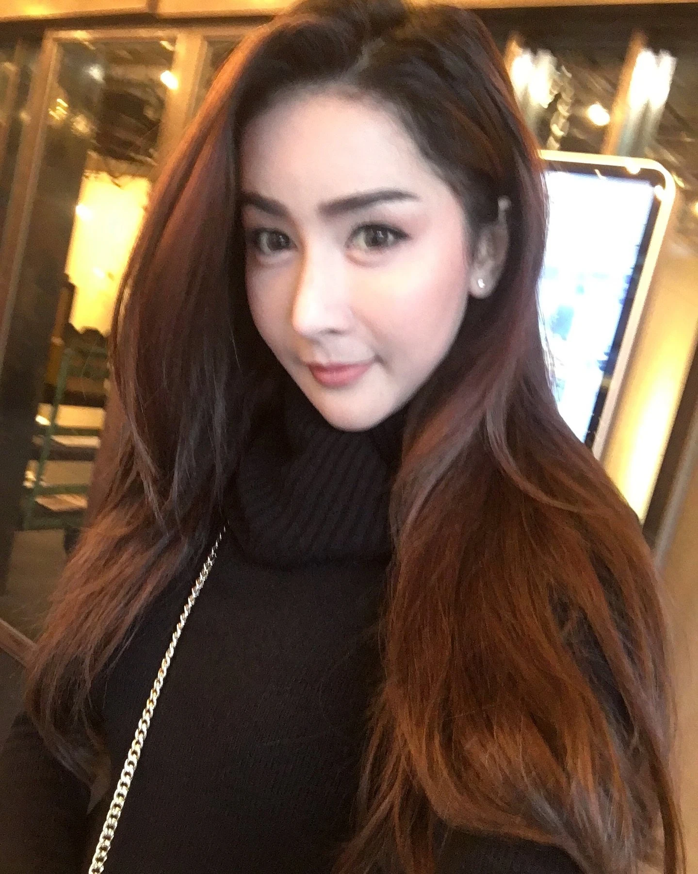 Zeesha – Thai escort in Hong Kong — 4 / 10