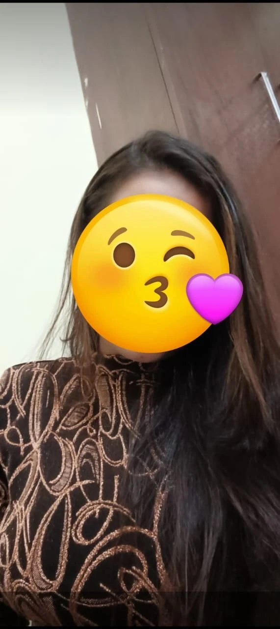 Kavya -- Open to Real Meet&Cam – Indian escort in Bangalore — 7 / 11