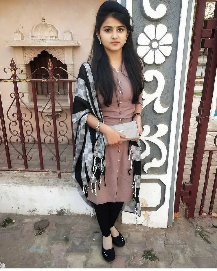 Quality Time Spend and Crear Memory – Indian escort in Chennai — 1 / 4
