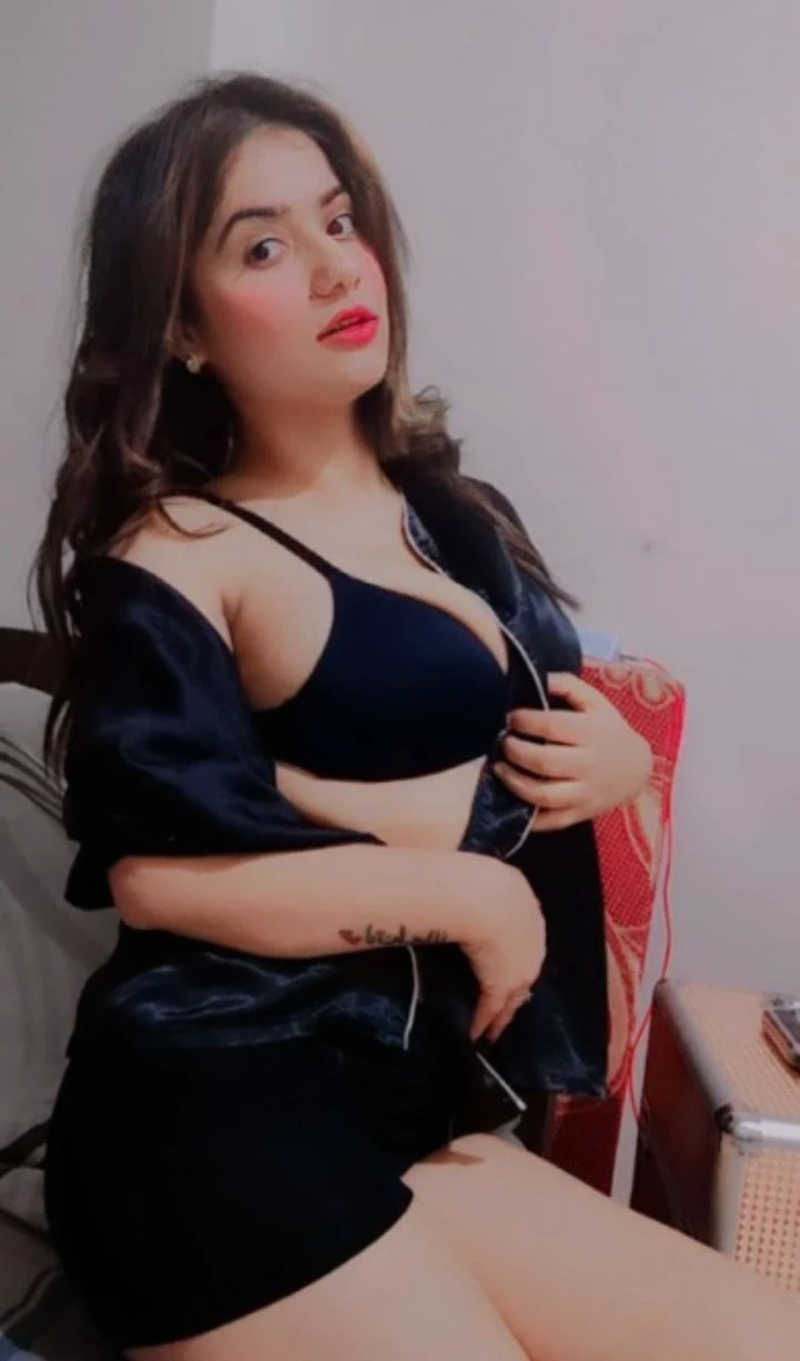Hot Sexy Girl Swapna Cam Sex & Meet Serv – Indian escort in Bangalore — 2 / 5