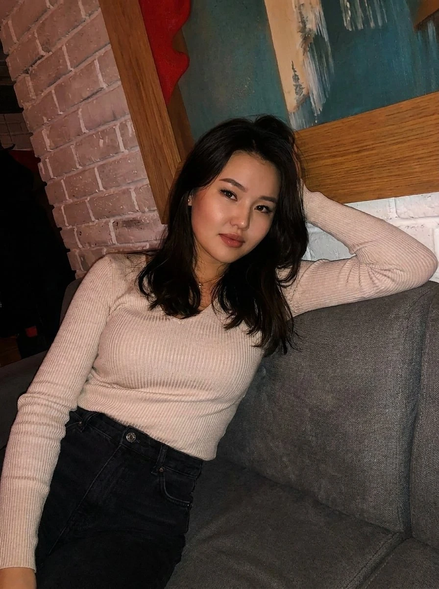 Evelyn Cum Hungry Girl – Kazakhstani escort in Hong Kong — 4 / 7