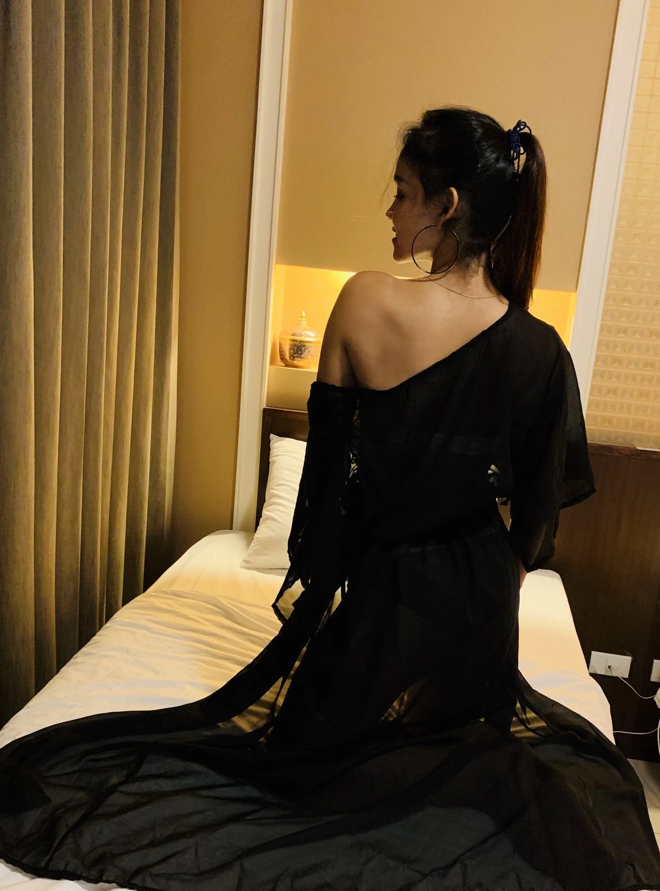 Alice PNP – Cambodian escort in Phnom Penh — 16 / 23