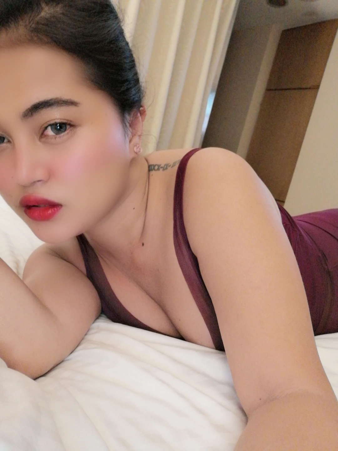 Amandalicious – escort in Hong Kong — 2 / 5