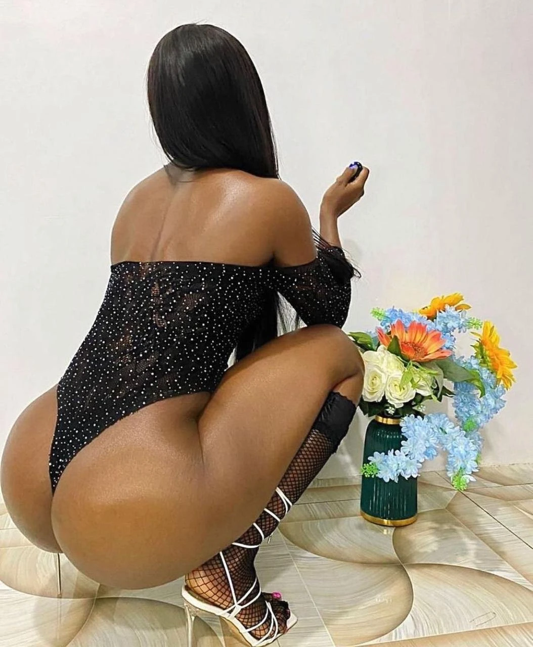 Naughty Goddess – South African escort in Gurgaon — 2 / 6