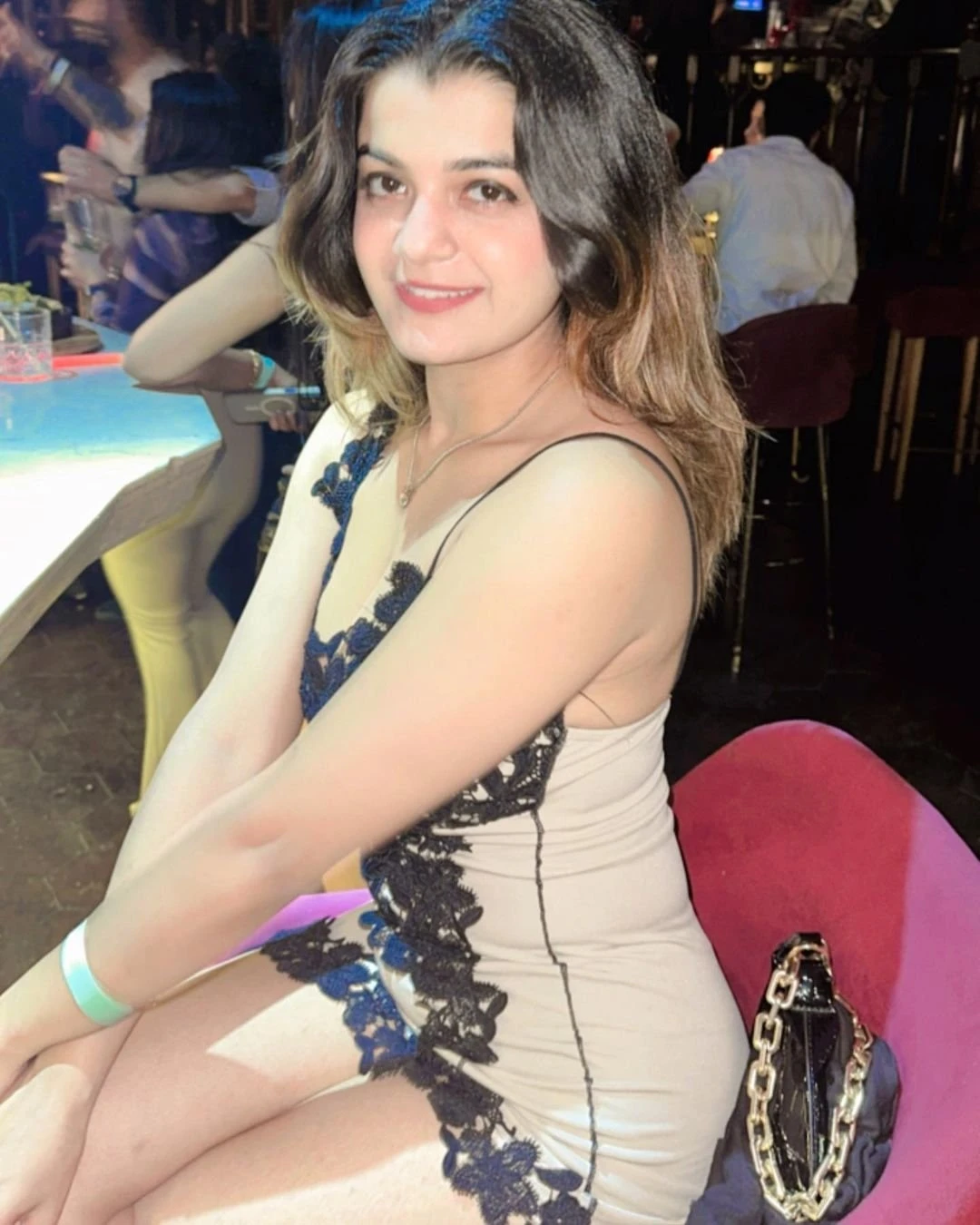 Radhika – Indian escort in Bangalore, Escort, Banga