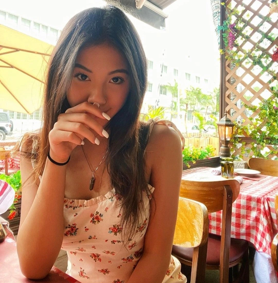 Rui – escort in Hong Kong — 2 / 8