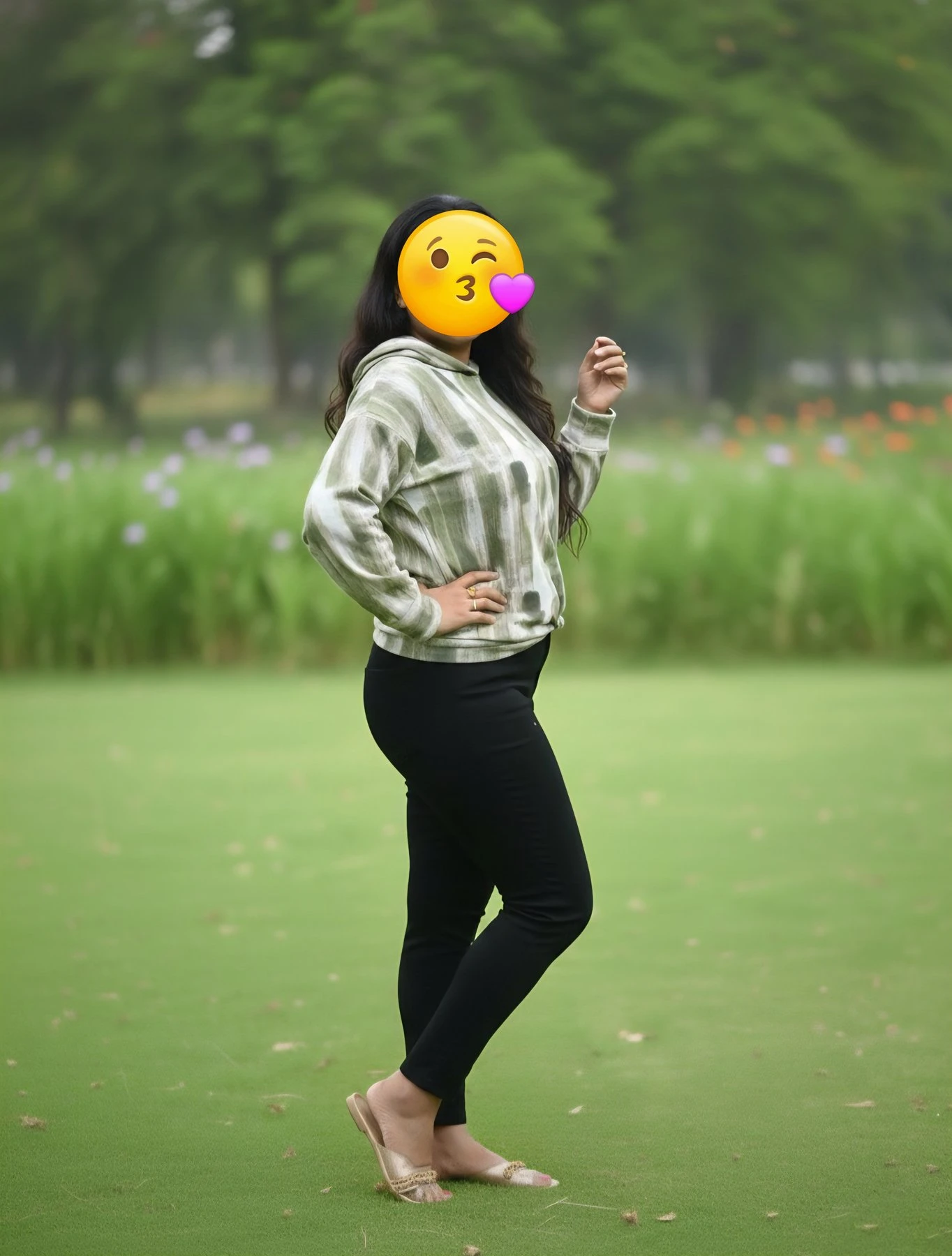 Pihu – Indian escort in Chandigarh — 2 / 5