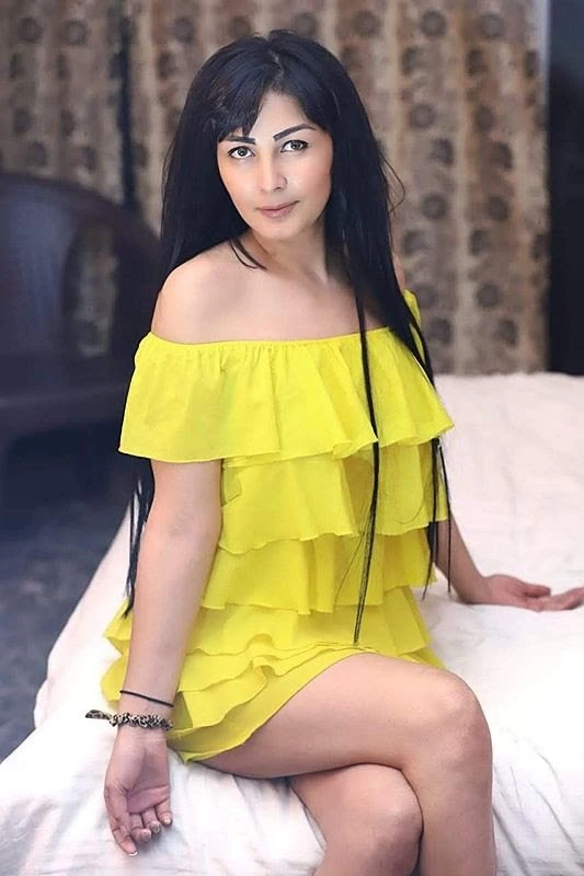 Call Nazia 82644 Khan 06502 – Indian escort in Chandigarh — 2 / 4