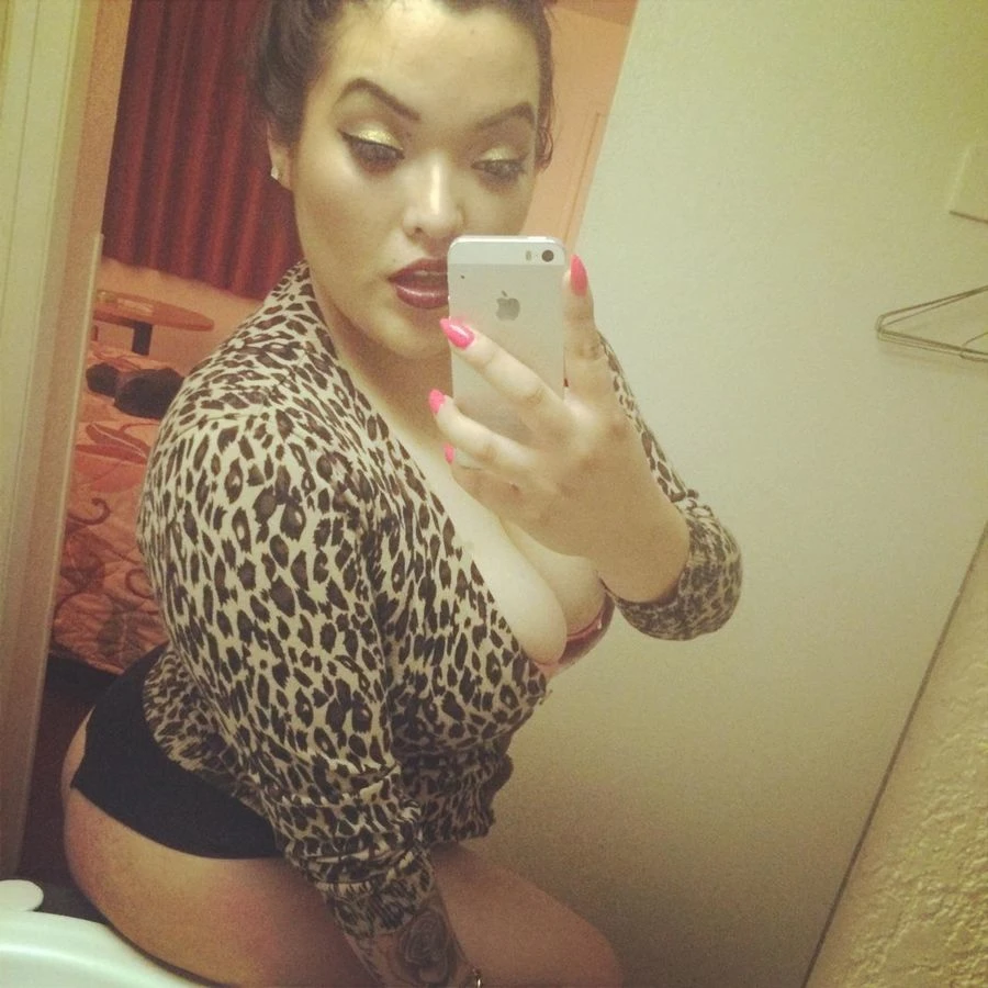 Tracymulah – Mexican escort in San José — 13 / 17