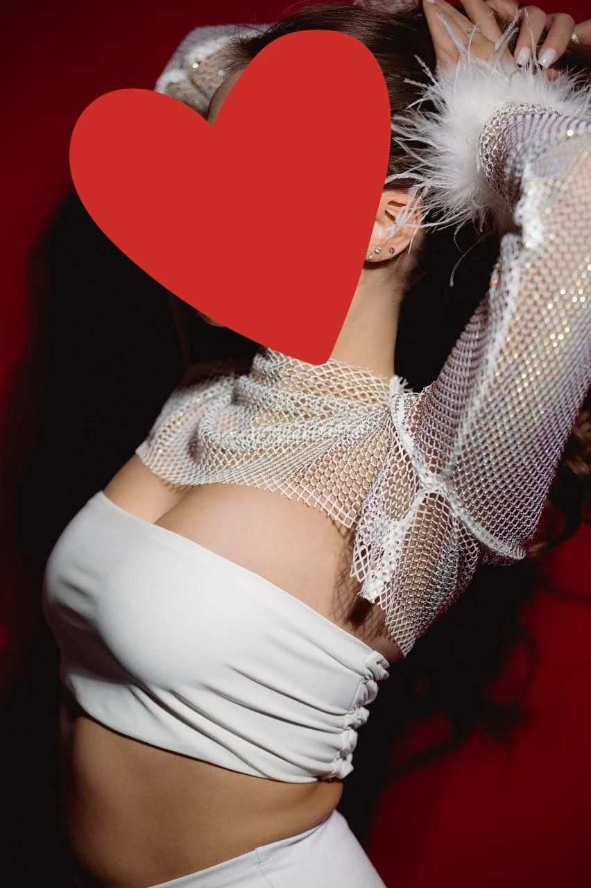 Leyla – Kyrgyz escort in Chennai — 3 / 6