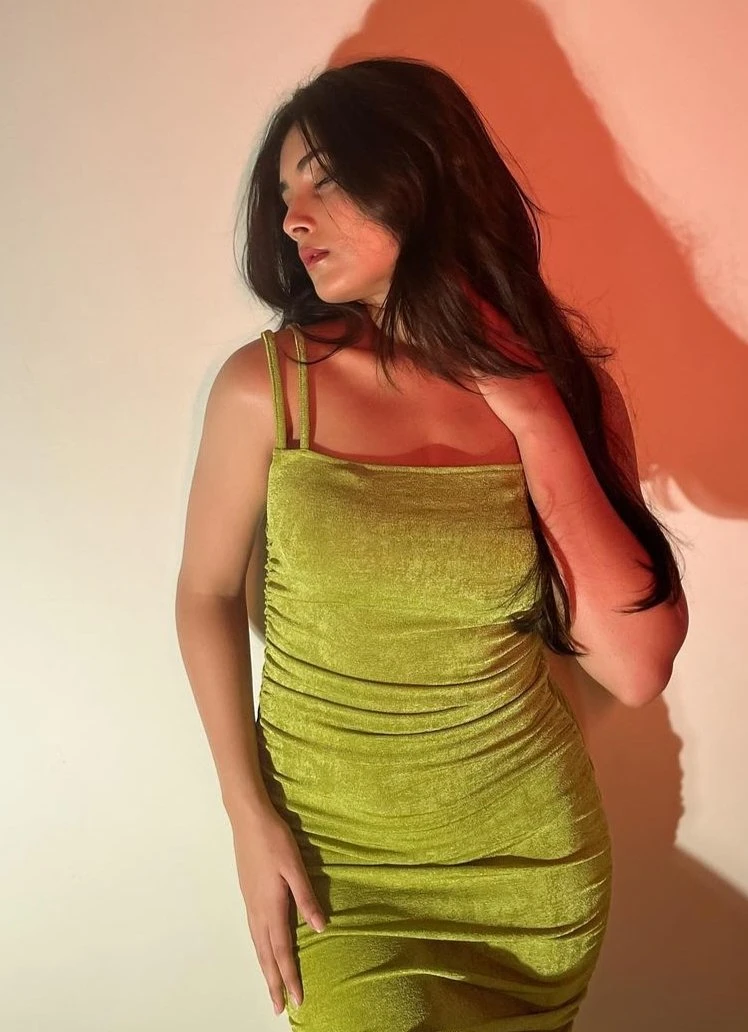 Radhika Joshi Best Vip Genuine High Prof – escort in Bangalore — 2 / 3