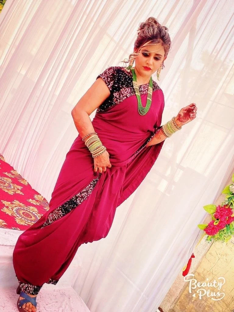 Aarti Escort Service in Bangalore – Indian escort in Bangalore — 4 / 5
