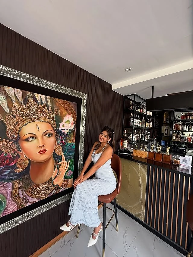 Naira – Indian escort in Bangalore — 6 / 7