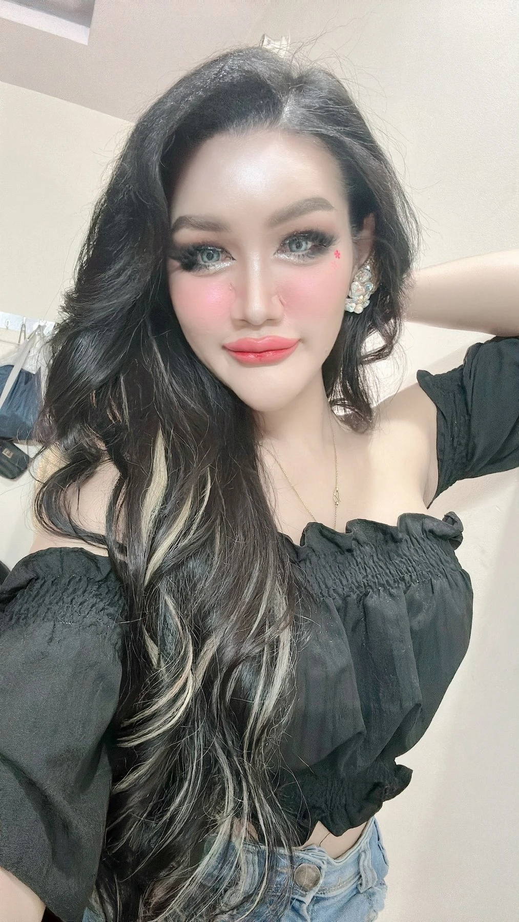 Oily – Thai escort in Gurgaon, Escort, Gurgaon