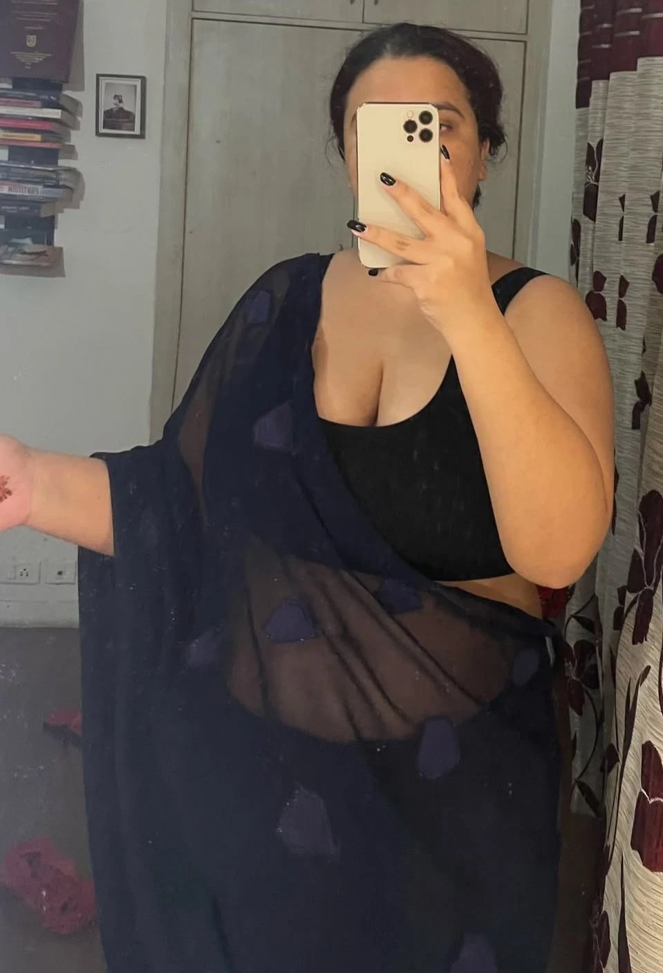 Bhabhi for cam . – Indian escort in Gurgaon — 2 / 3