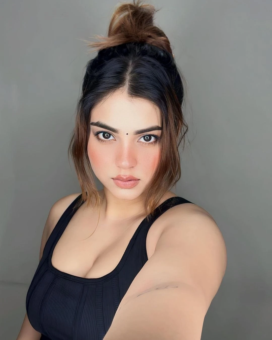 Himani – escort in Ahmedabad — 1 / 3