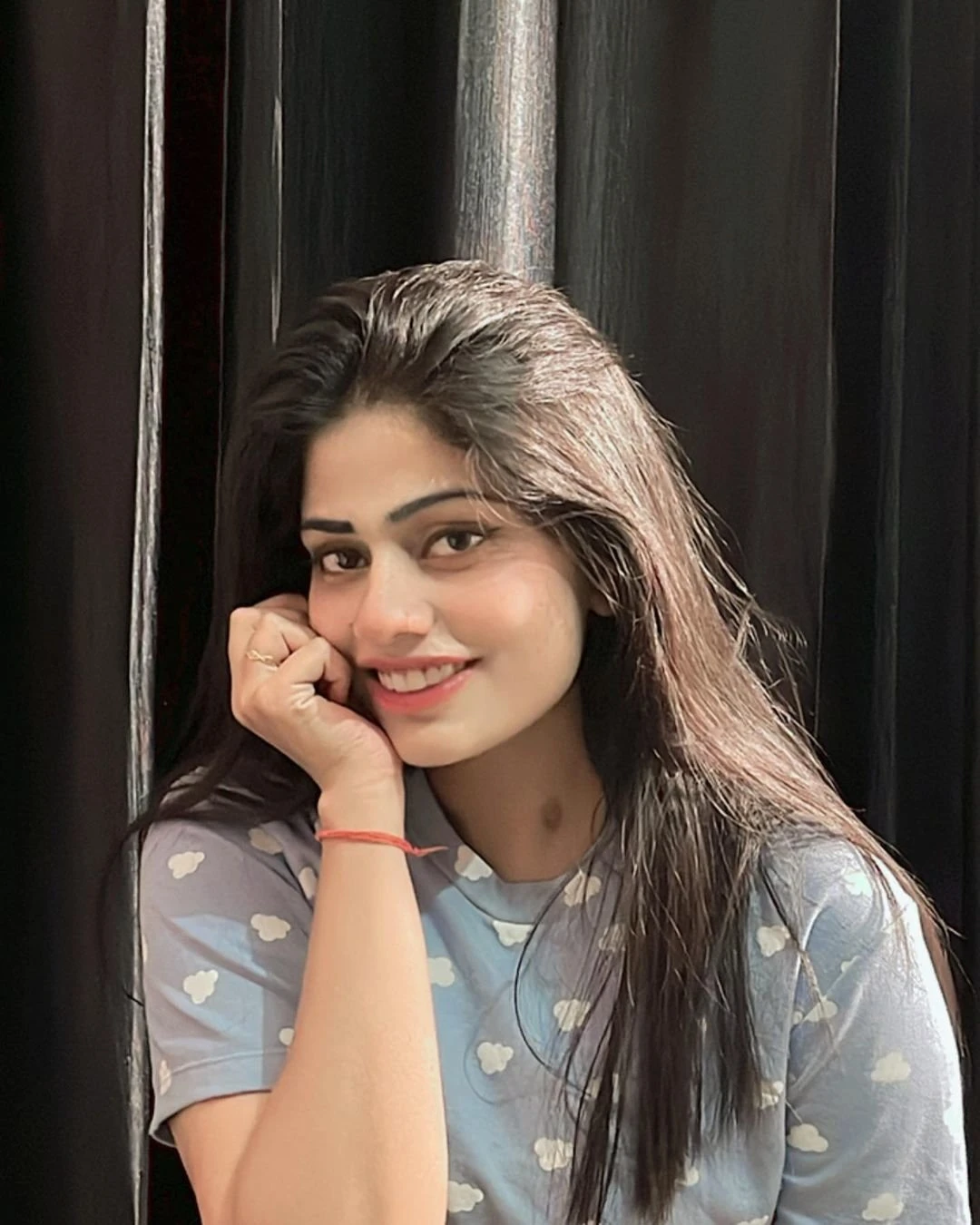 Asha cam show and real meet – Indian escort in Chennai — 3 / 4