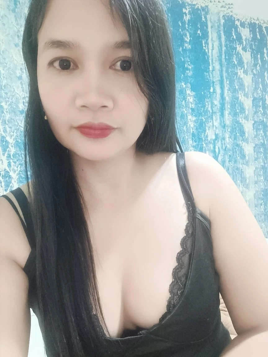Casandra Gorobao – Filipino escort in Hong Kong — 2 / 3