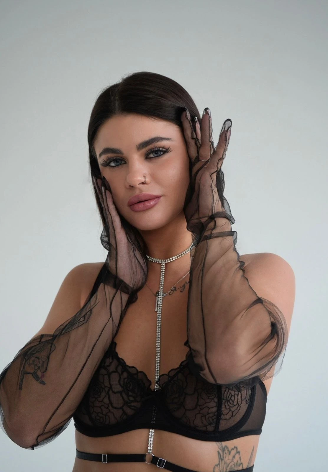 Leslie Forbidden Fruit – Russian escort in Hong Kong — 7 / 10