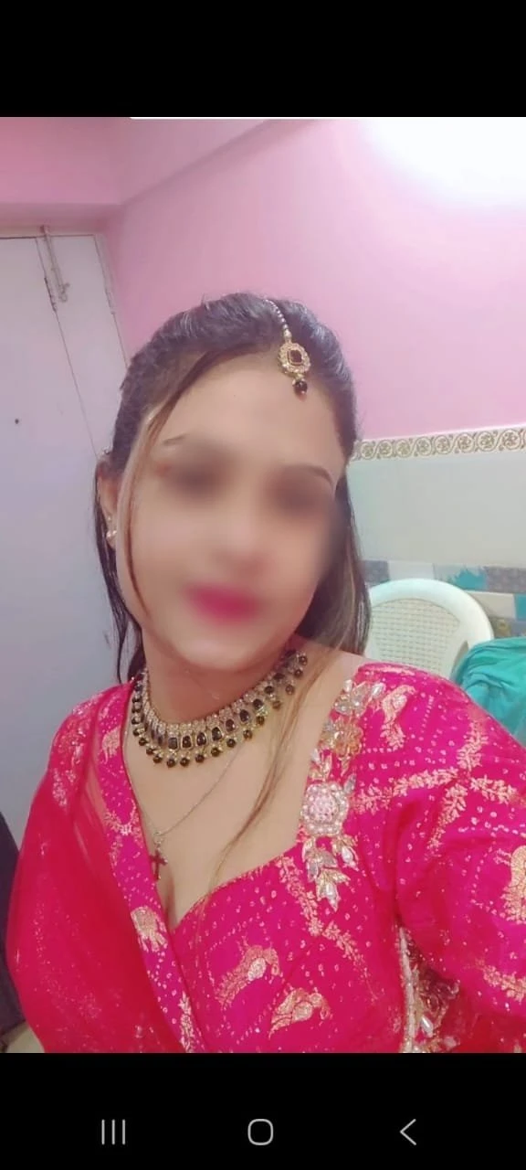 Sunaina Shinde Reall Meet In Direct Cash – Indian escort in Bangalore — 3 / 4