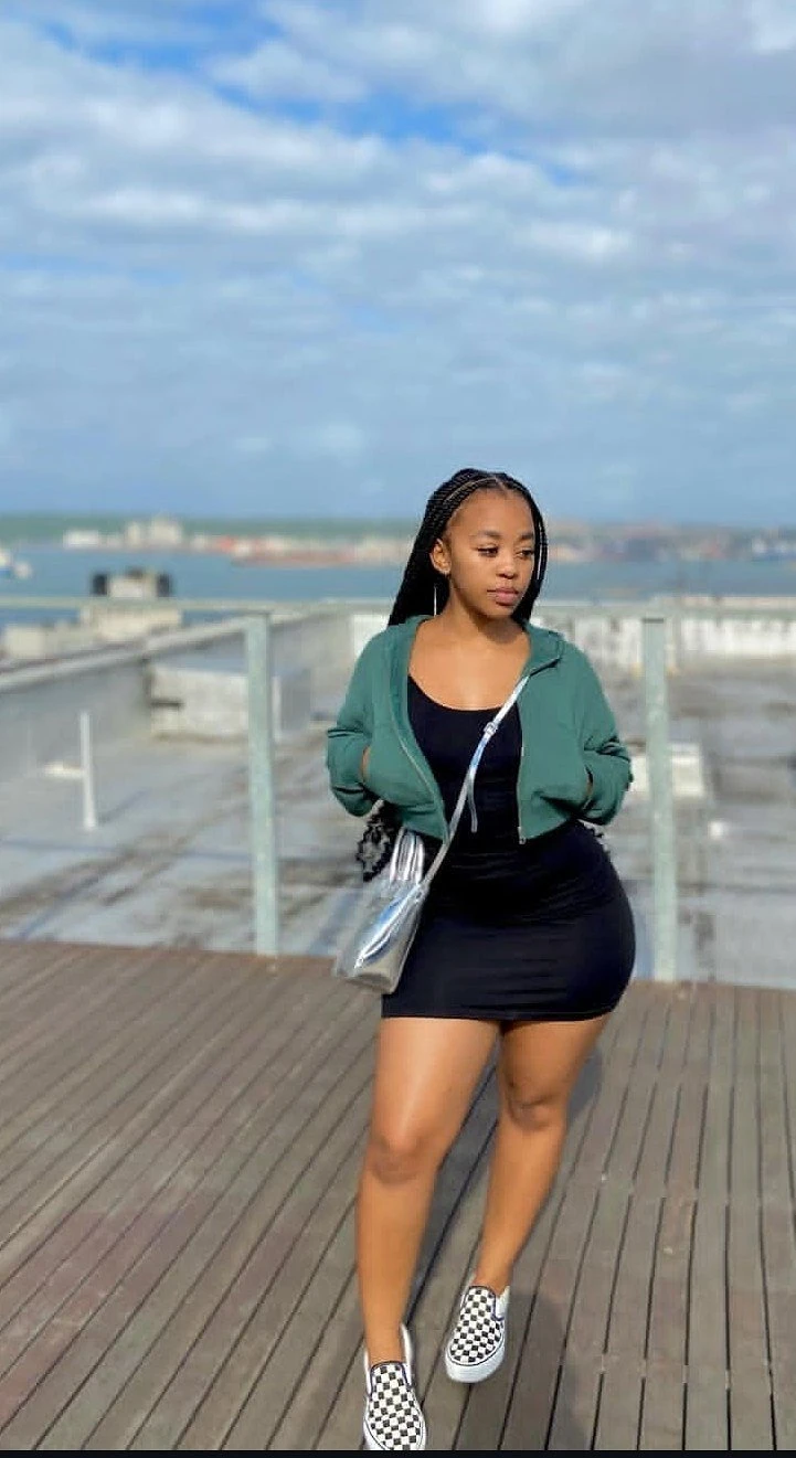 Vion – South African escort in Ahmedabad — 7 / 8