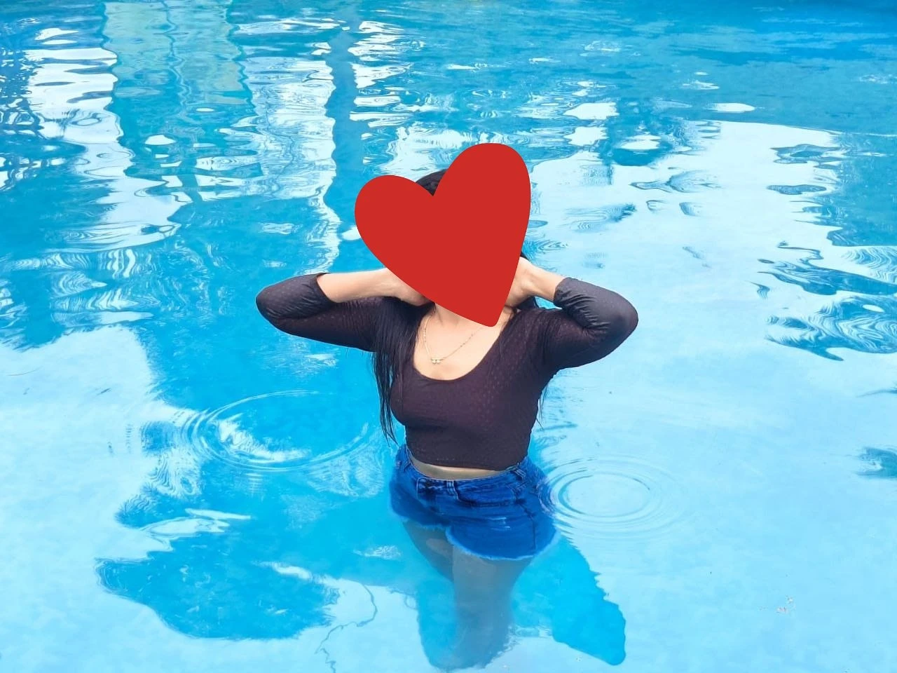 Neha – Indian escort in Bangalore — 3 / 4