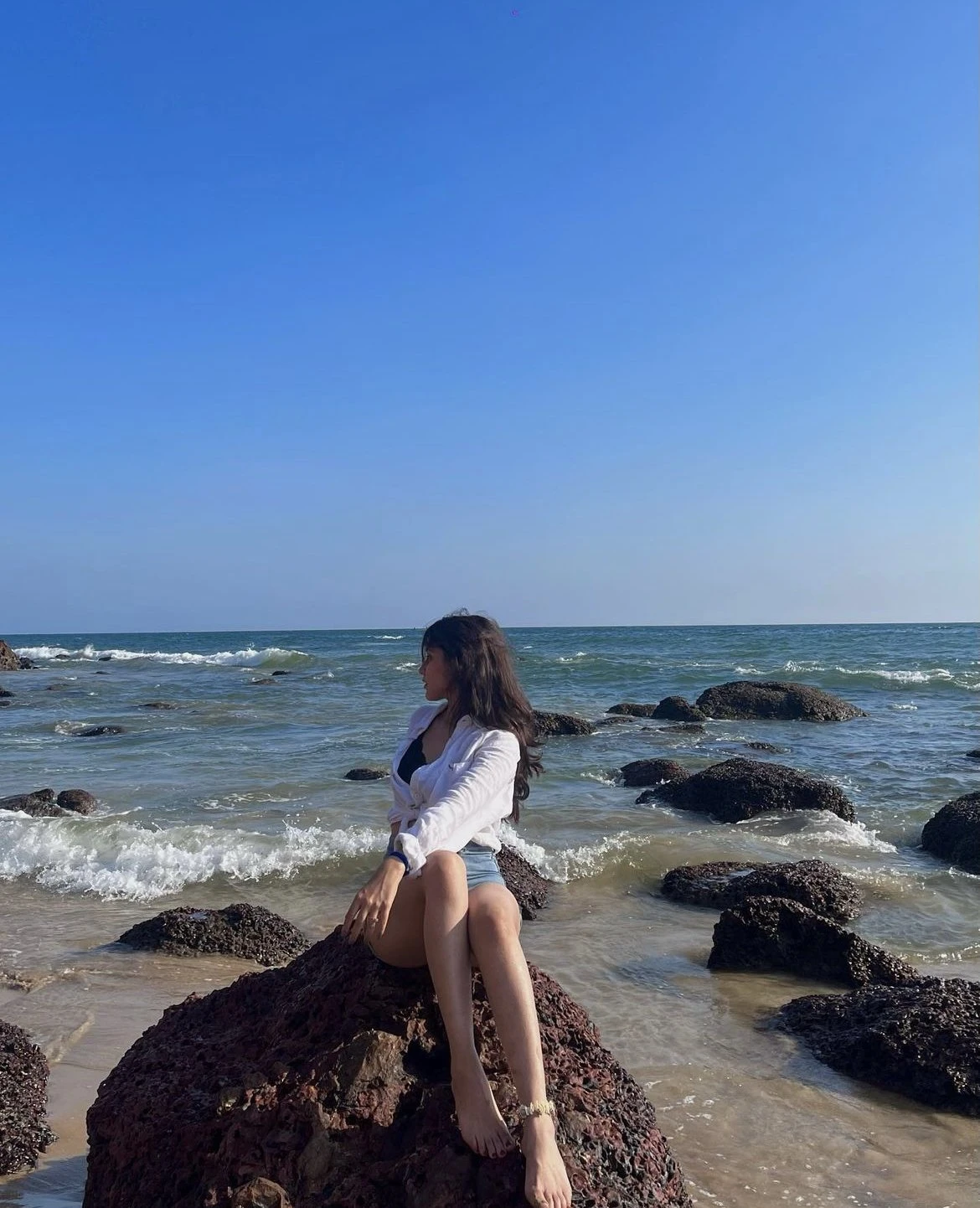 Isha – Indian escort in Bangalore, Escort, Banga