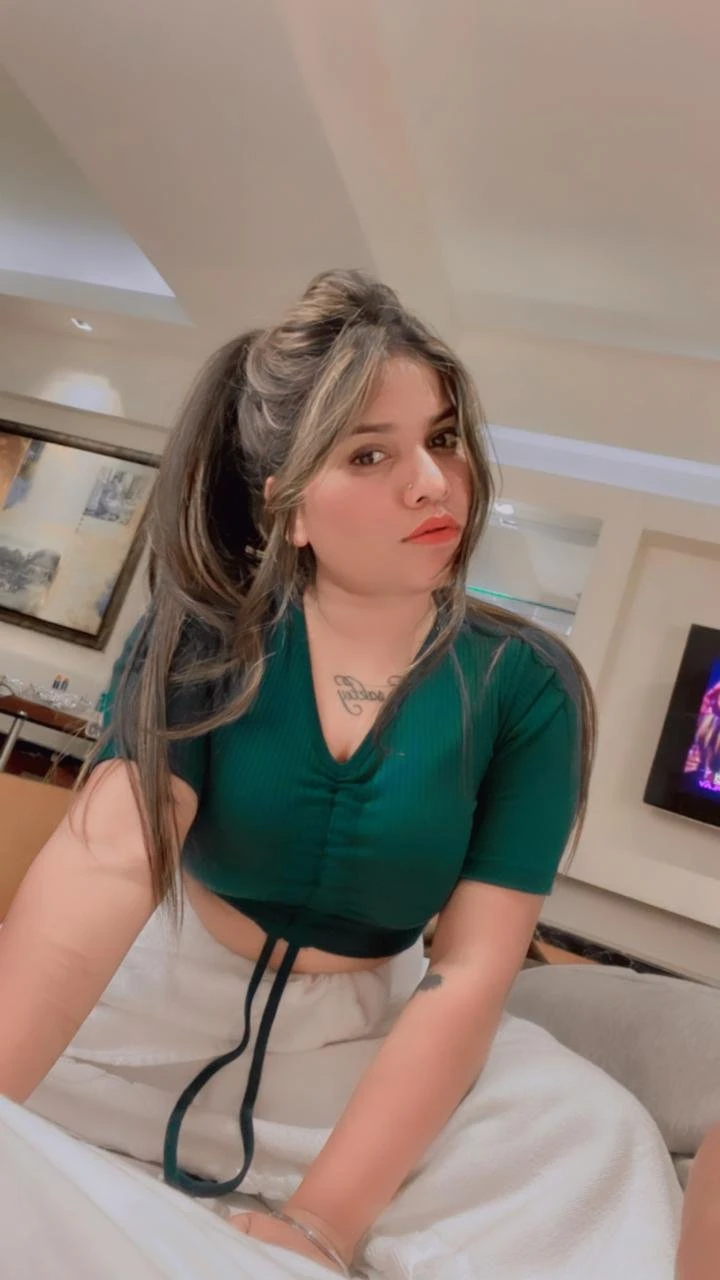 Ruhi – Indian escort in Bangalore — 3 / 5