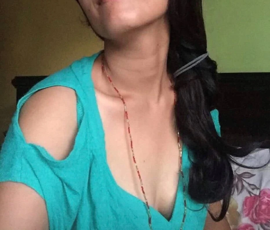 Charu – Indian escort in Bangalore, Escort, Banga