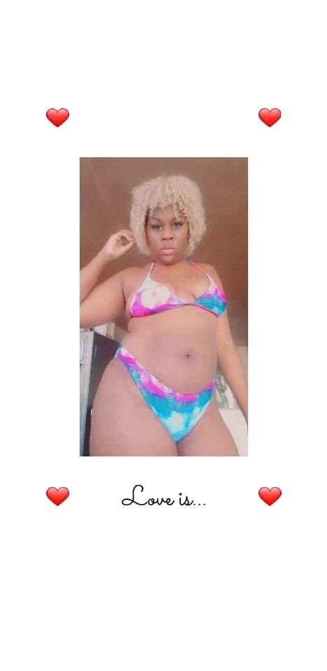 Ms. Heavenly Hole – Barbadian escort in Barbados — 3 / 4