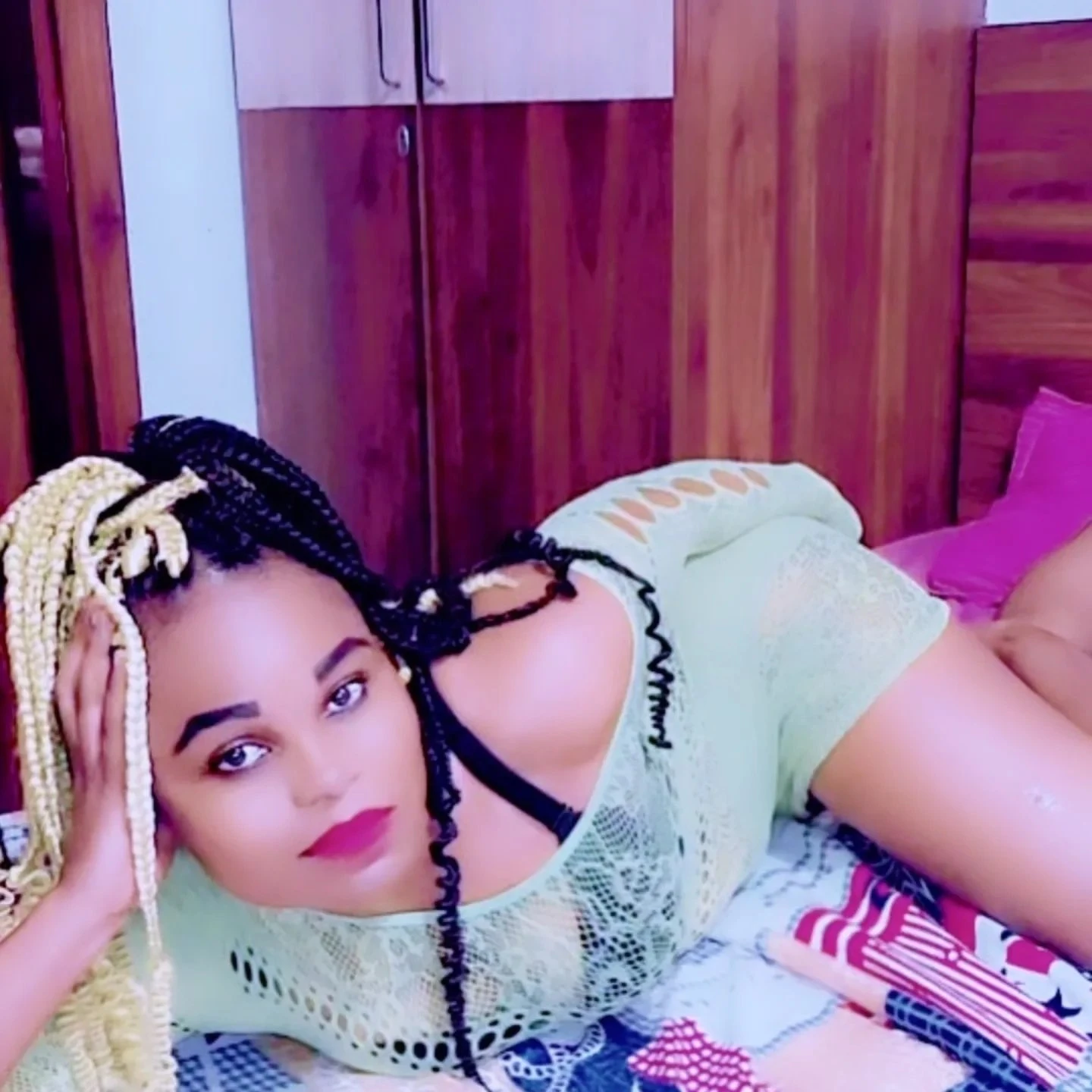 African Reggie +91/987/033/8467 – Ethiopian escort in Gurgaon — 4 / 8