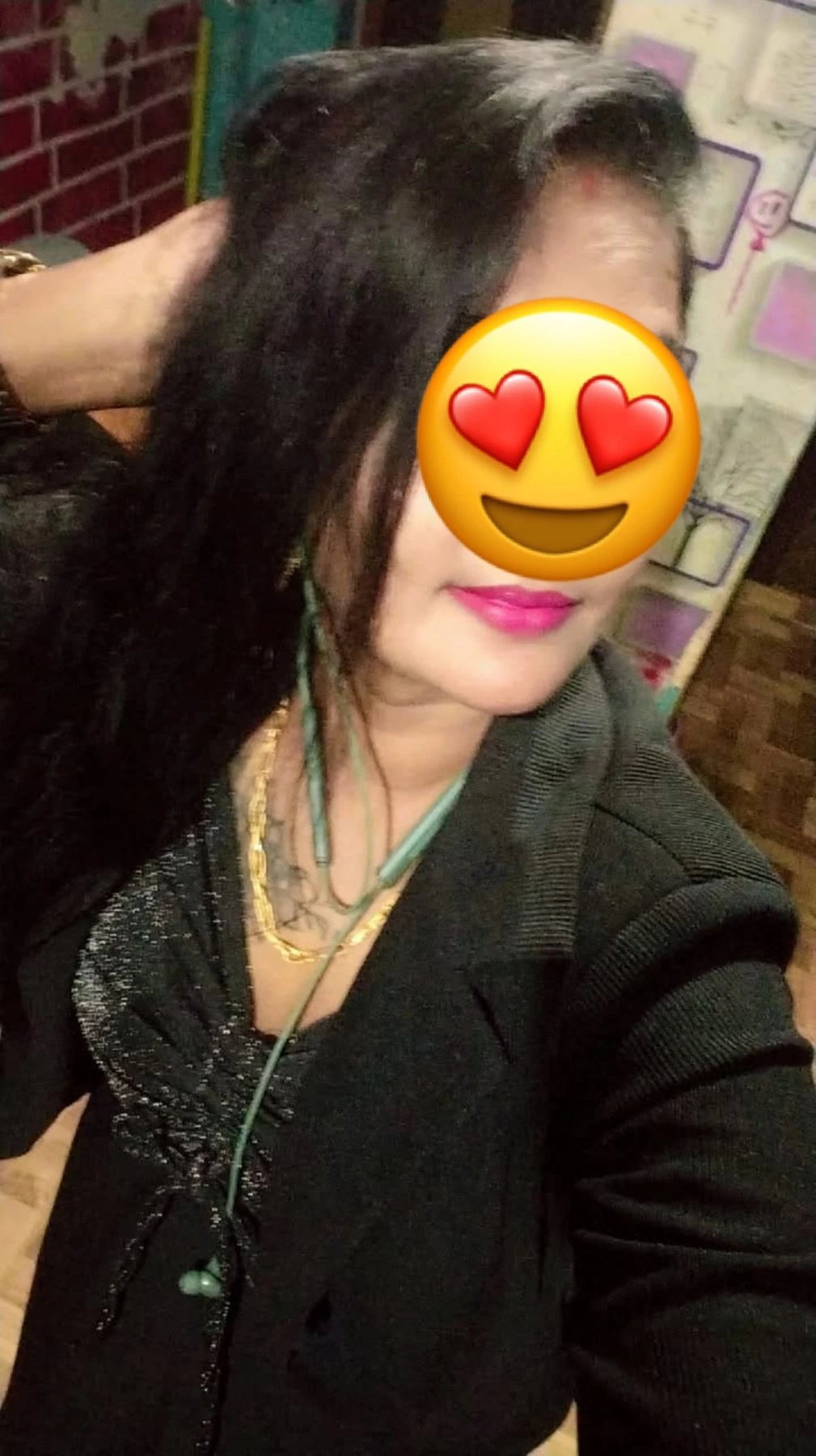 Chella Tamil Girl – Indian escort in Chennai — 1 / 8
