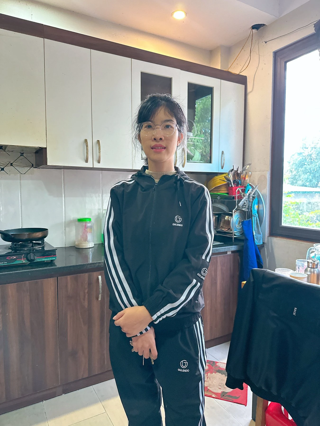 Mie Young full service – Singaporean masseuse in Ahmedabad — 5 / 6