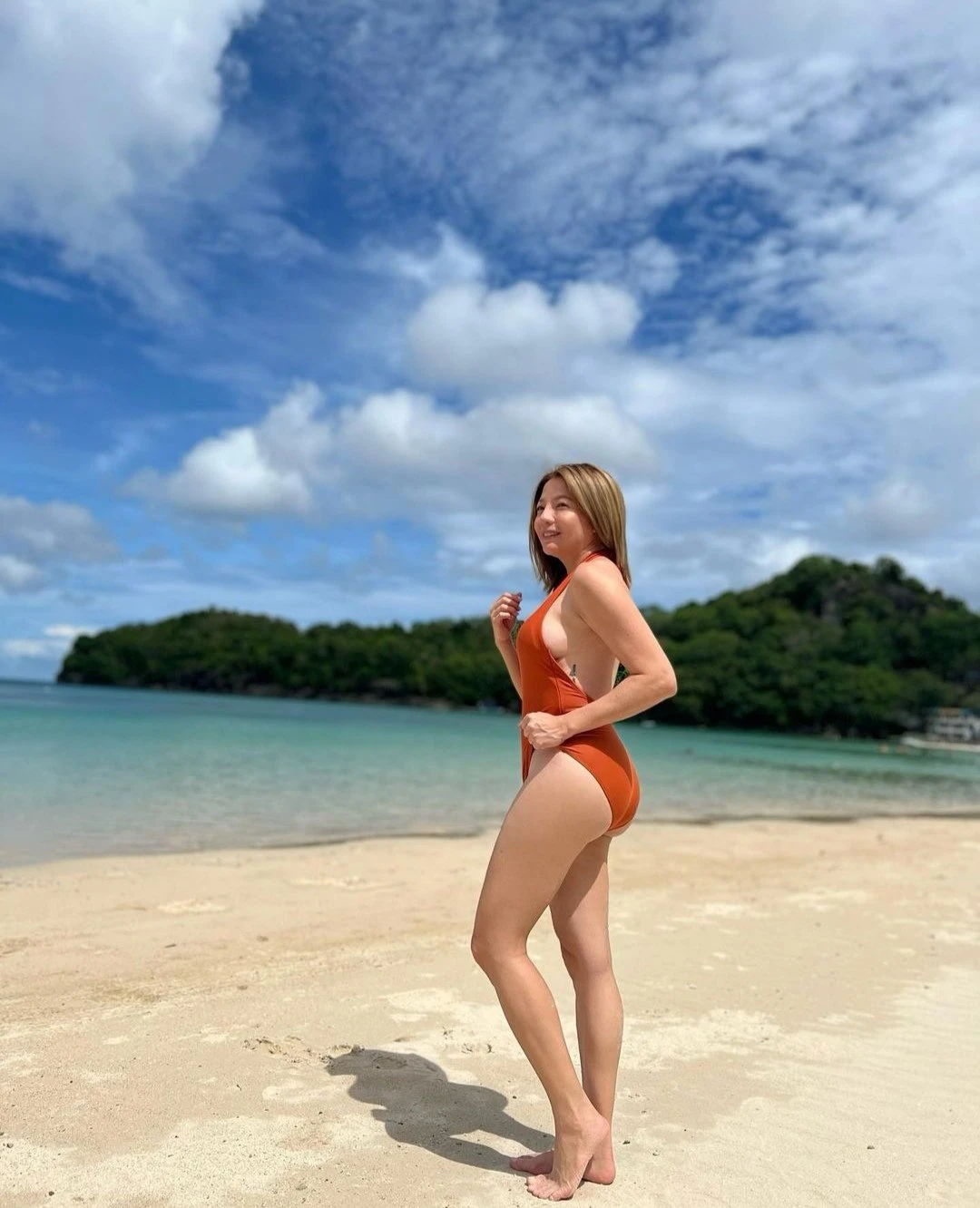 GFE Party Girl Samantha – escort in Hong Kong — 3 / 9