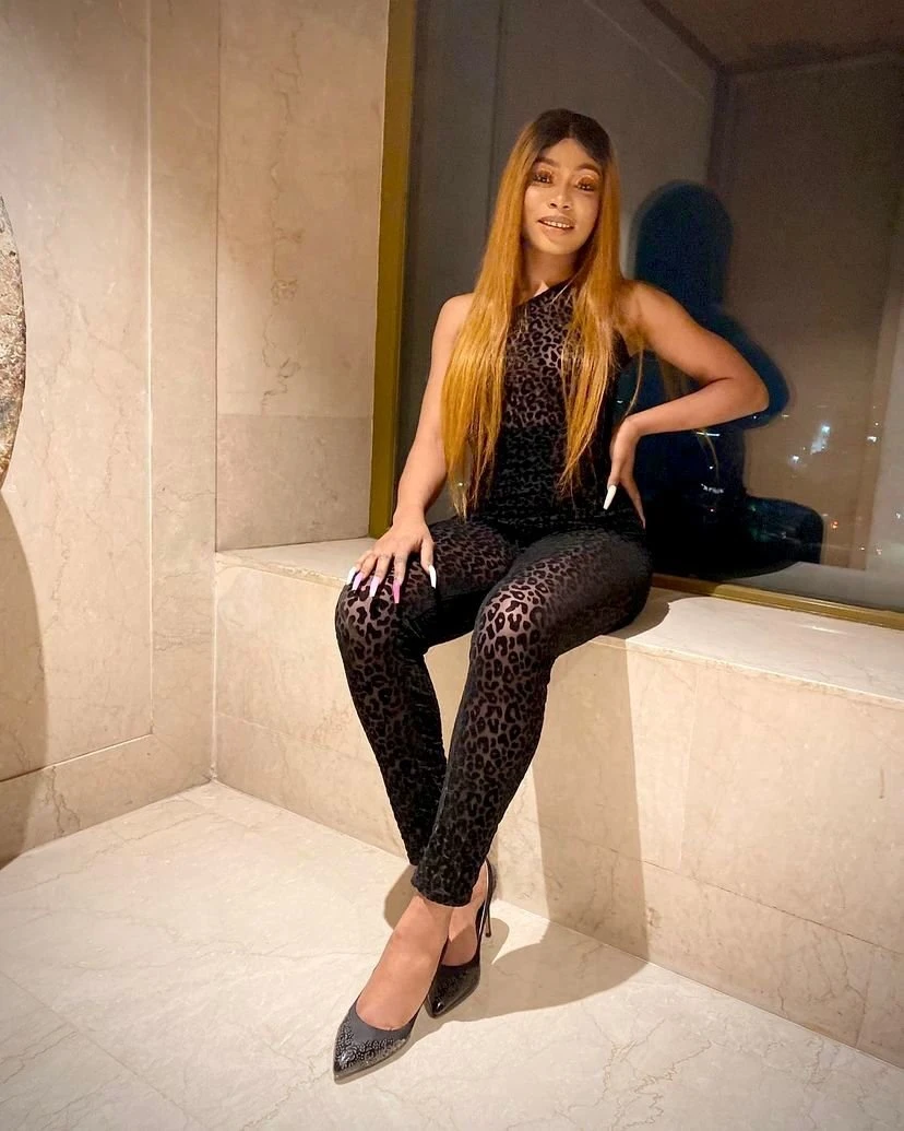 Sharon – South African escort in Ahmedabad — 3 / 9