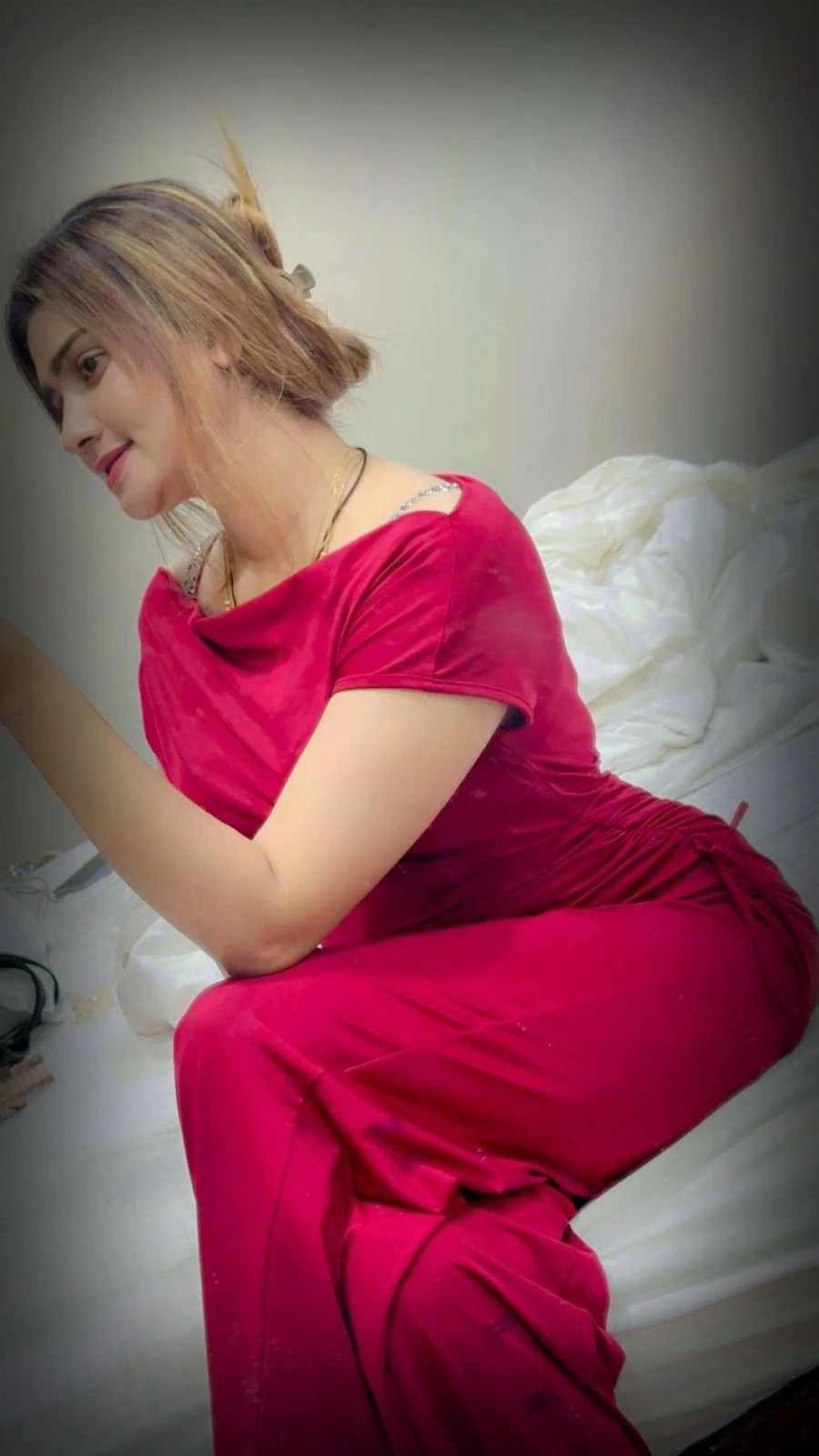 Bustie Nd Hotty Vdpalani Nungambakkam – Indian escort in Chennai — 1 / 4