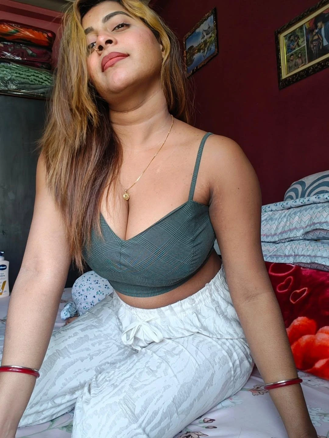 Chennai Call Girl 24*7 Service Available – Indian escort in Chennai — 1 / 4