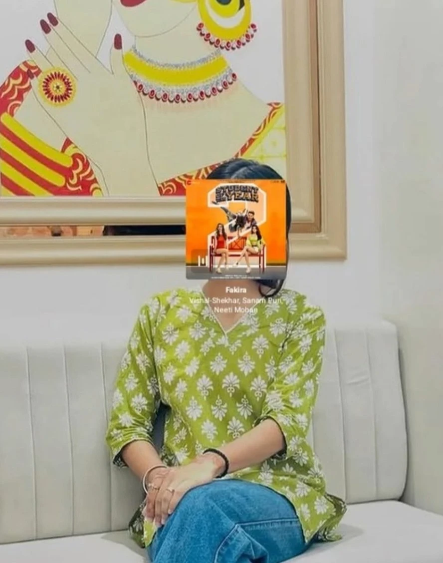 Shivani webcam girl. – Indian escort in Bangalore — 3 / 5